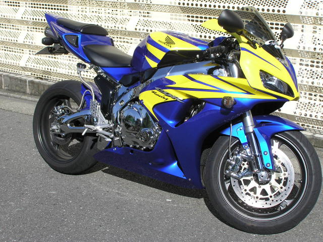 CBR1000RR メッキ・カスタム　ウォンウォン系最鏡バイク!